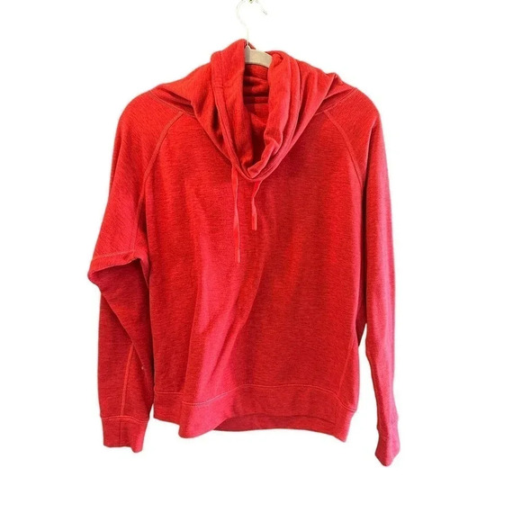 Nike Dri-Fit Women's Red Cowl Neck Casual‎ Active Top Sweatshirt Size Medium - Picture 1 of 4